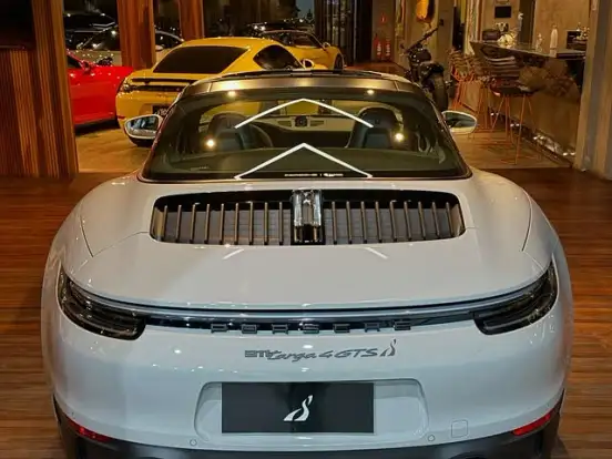 PORSCHE-911-3.0 24V H6 GASOLINA TARGA 4 GTS PDK PORSCHE-911-2023