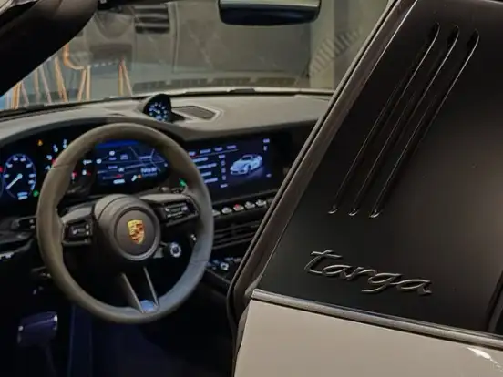 PORSCHE-911-3.0 24V H6 GASOLINA TARGA 4 GTS PDK PORSCHE-911-2023