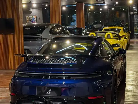 PORSCHE-911-3.6 24V H6 T-HYBRID CARRERA GTS PDK PORSCHE-911-2025