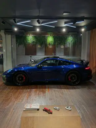 PORSCHE-911-2025