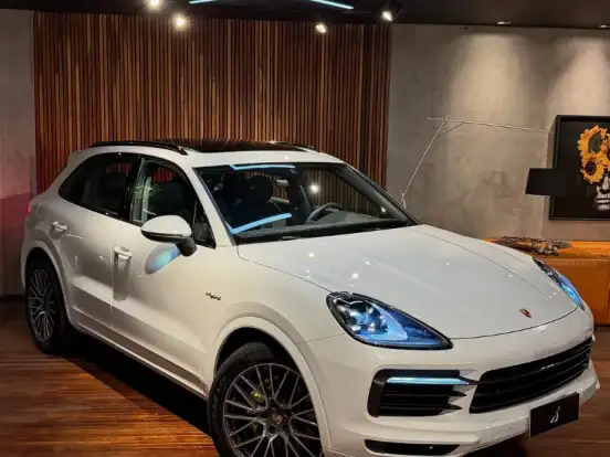 PORSCHE-CAYENNE-3.0 V6 E-HYBRID AWD TIPTRONIC S PORSCHE-CAYENNE-2020
