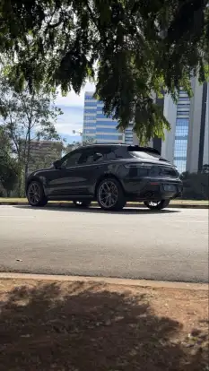 PORSCHE-MACAN-2023