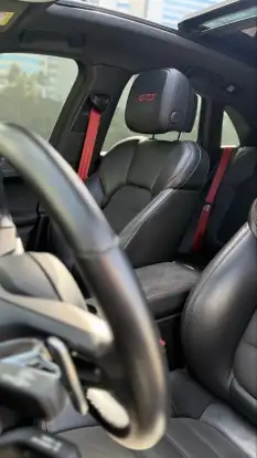 PORSCHE-MACAN-2023