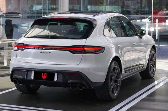 PORSCHE-MACAN-2024