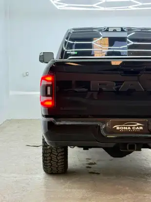 RAM-2500-6.7 I6 TURBO DIESEL NIGHT EDITION CD 4X4 AUTOMÁTICO RAM-2500-2021