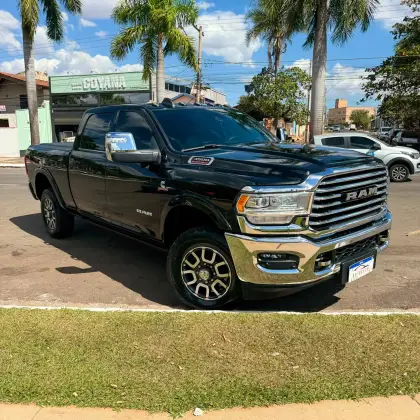 RAM 3500 6.7 I6 TURBO DIESEL LIMITED LONGHORN CD 4X4 AUTOMÁTICO RAM 3500 6.7 I6 TURBO DIESEL LIMITED LONGHORN CD 4X4 AUTOMÁTICO