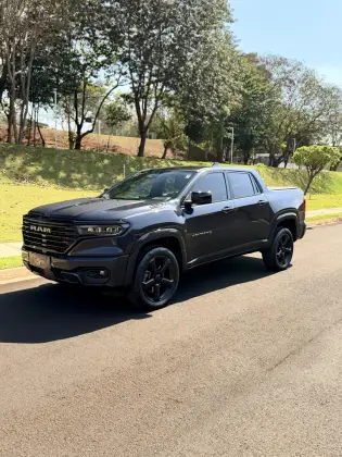 RAM RAMPAGE 2.0 HURRICANE 4 TURBO GASOLINA R/T 4X4 AUTOMÁTICO