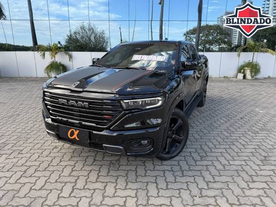RAM RAMPAGE 2.0 HURRICANE 4 TURBO GASOLINA R/T 4X4 AUTOMÁTICO