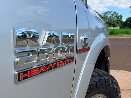 RAM-2500-6.7 LARAMIE 4X4 CD I6 TURBO DIESEL 4P AUTOMÁTICO RAM-2500-2016