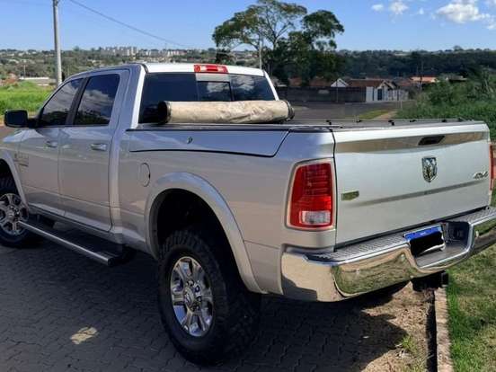 RAM-2500-6.7 LARAMIE 4X4 CD I6 TURBO DIESEL 4P AUTOMÁTICO RAM-2500-2016