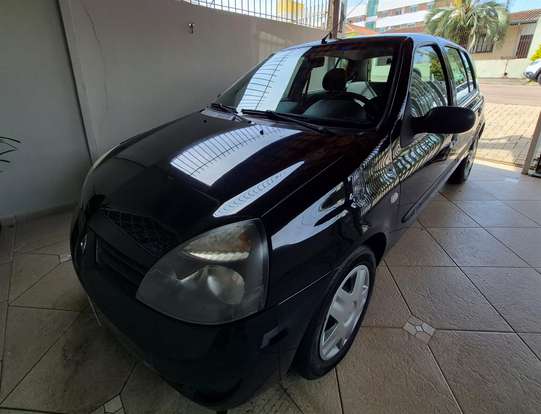 RENAULT-CLIO-2011