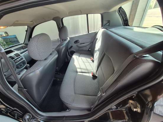 RENAULT-CLIO-1.0 16V FLEX 4P MANUAL RENAULT-CLIO-2011