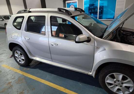 RENAULT-DUSTER-2.0 DYNAMIQUE 4X2 16V FLEX 4P AUTOMÁTICO RENAULT-DUSTER-2015