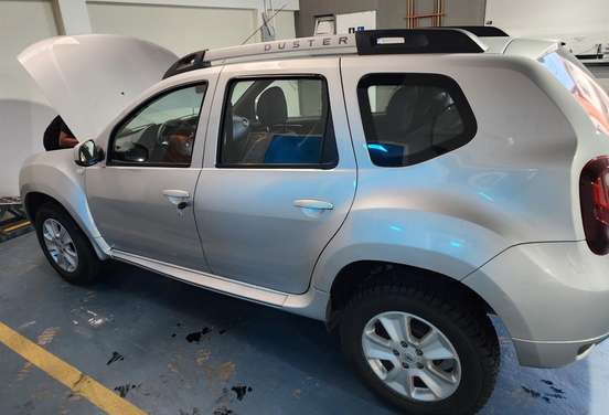 RENAULT-DUSTER-2.0 DYNAMIQUE 4X2 16V FLEX 4P AUTOMÁTICO RENAULT-DUSTER-2015