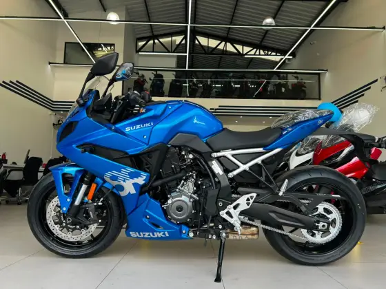 SUZUKI GSX-8R SUZUKI GSX-8R