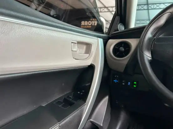 TOYOTA-COROLLA-1.8 GLI 16V FLEX 4P AUTOMÁTICO TOYOTA-COROLLA-2017
