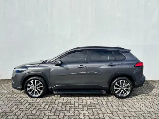 TOYOTA-COROLLA CROSS-2021