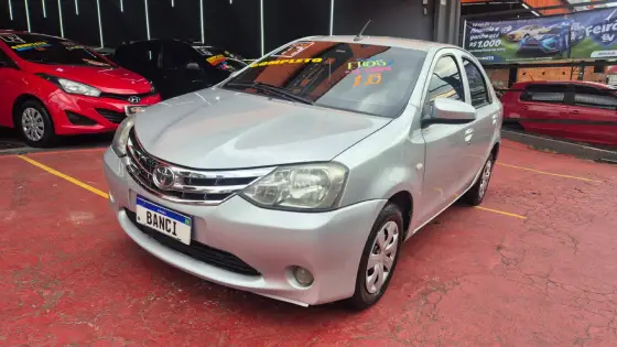 TOYOTA ETIOS 1.5 X SEDAN 16V FLEX 4P MANUAL TOYOTA ETIOS 1.5 X SEDAN 16V FLEX 4P MANUAL