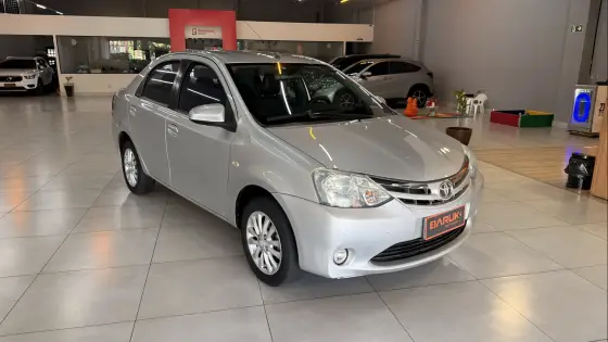 TOYOTA ETIOS 1.5 XLS SEDAN 16V FLEX 4P MANUAL TOYOTA ETIOS 1.5 XLS SEDAN 16V FLEX 4P MANUAL