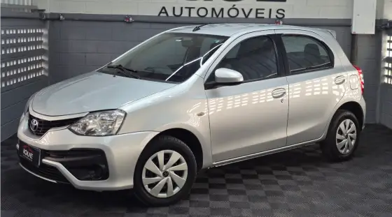 TOYOTA ETIOS 1.5 XS 16V FLEX 4P MANUAL TOYOTA ETIOS 1.5 XS 16V FLEX 4P MANUAL