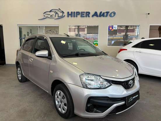 TOYOTA-ETIOS-2017