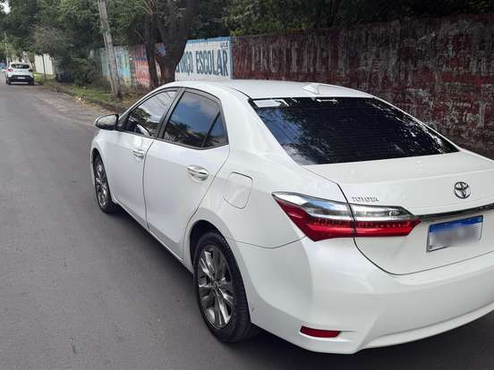 TOYOTA-COROLLA-2.0 XEI 16V FLEX 4P AUTOMÁTICO TOYOTA-COROLLA-2018