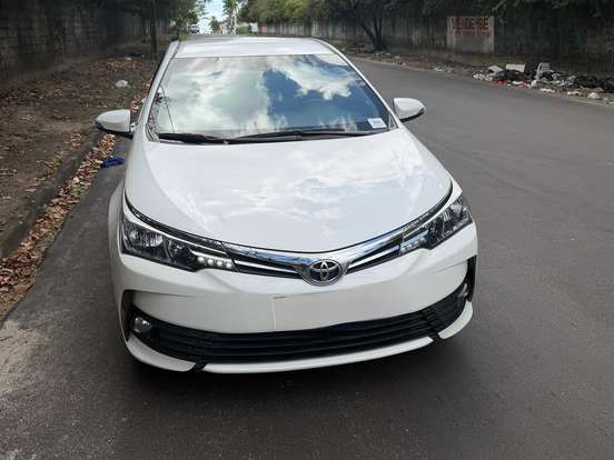 TOYOTA-COROLLA-2.0 XEI 16V FLEX 4P AUTOMÁTICO TOYOTA-COROLLA-2018