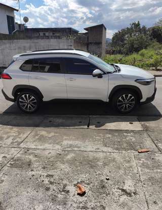 TOYOTA-COROLLA CROSS-2024