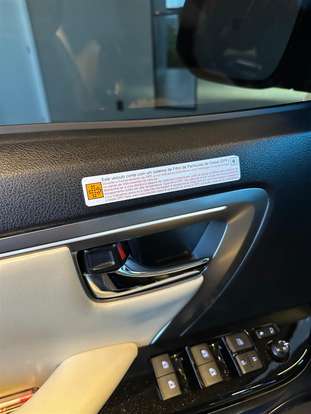 TOYOTA-HILUX SW4-2024