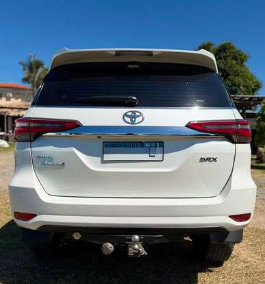 TOYOTA-HILUX SW4-2021