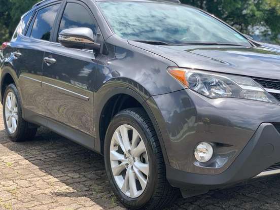 TOYOTA-RAV4-2013