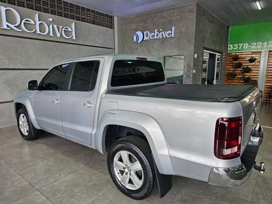 VOLKSWAGEN-AMAROK-2020