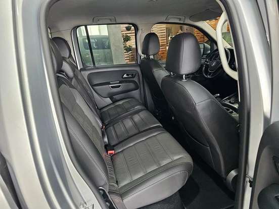 VOLKSWAGEN-AMAROK-2020