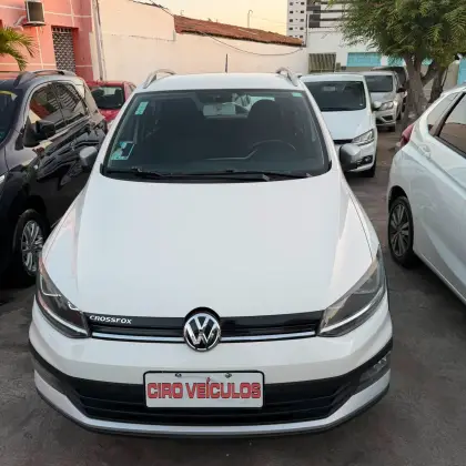 VOLKSWAGEN CROSSFOX 1.6 MSI FLEX 16V 4P MANUAL VOLKSWAGEN CROSSFOX 1.6 MSI FLEX 16V 4P MANUAL