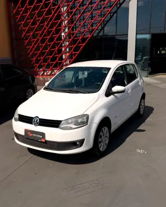 VOLKSWAGEN FOX 1.6 MI 8V FLEX 4P MANUAL VOLKSWAGEN FOX 1.6 MI 8V FLEX 4P MANUAL