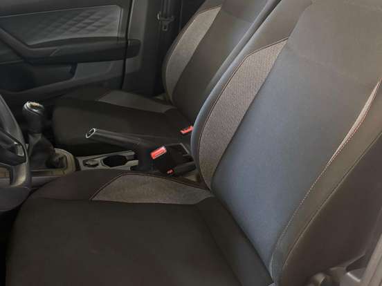 VOLKSWAGEN-POLO-2024