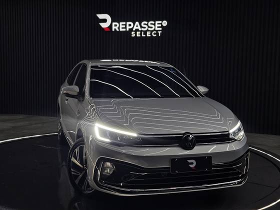 VOLKSWAGEN VIRTUS 1.0 200 TSI HIGHLINE AUTOMÁTICO