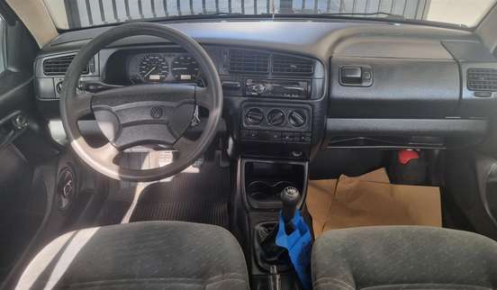 VOLKSWAGEN-GOLF-1997