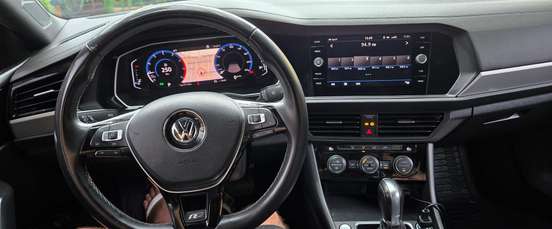 VOLKSWAGEN-JETTA-1.4 250 TSI TOTAL FLEX R-LINE TIPTRONIC VOLKSWAGEN-JETTA-2018