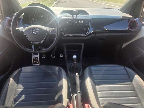 VOLKSWAGEN-UP-1.0 TSI PEPPER 12V FLEX 4P MANUAL VOLKSWAGEN-UP-2018
