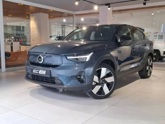 VOLVO EC40 P8 RECHARGE TWIN ELECTRIC ULTRA AWD