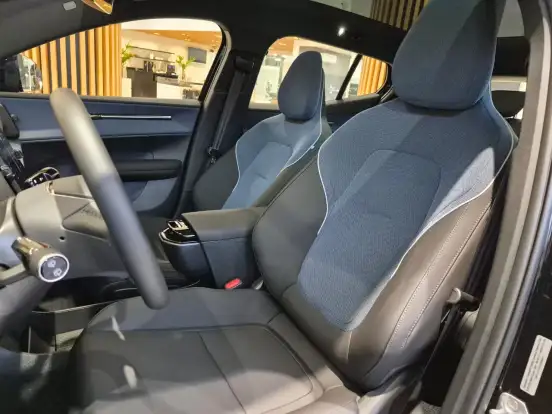 VOLVO-EX30-2026