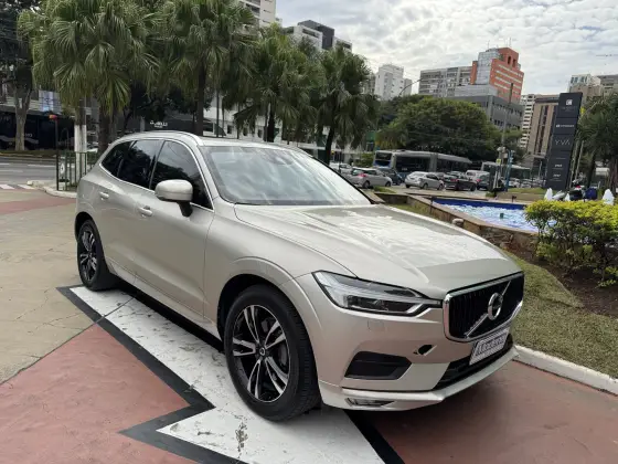 VOLVO XC60 2.0 T5 GASOLINA MOMENTUM AWD GEARTRONIC VOLVO XC60 2.0 T5 GASOLINA MOMENTUM AWD GEARTRONIC