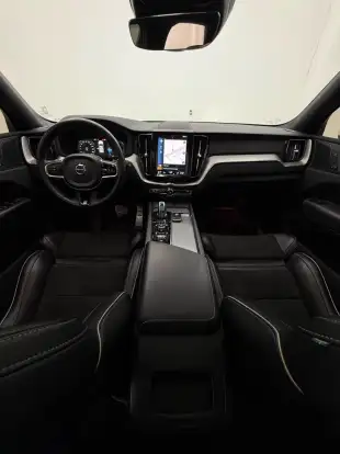 VOLVO-XC60-2019