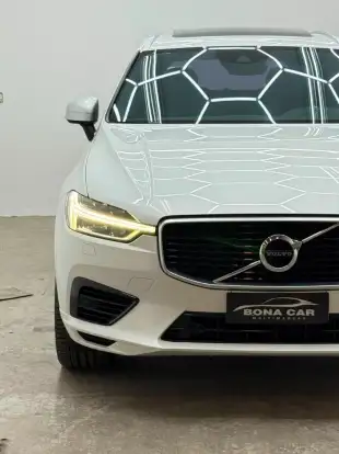 VOLVO-XC60-2019