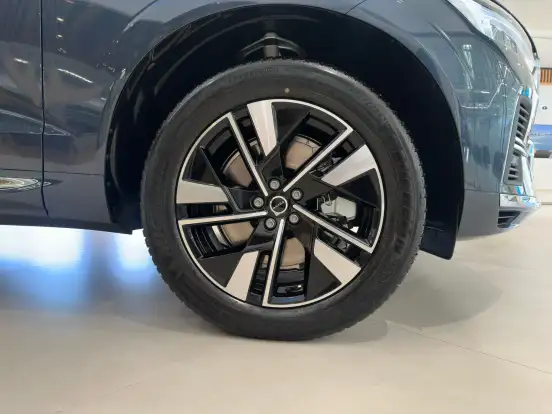 VOLVO-XC60-2026
