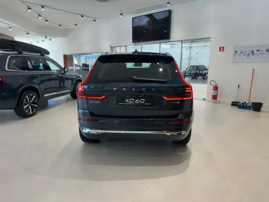 VOLVO-XC60-2026