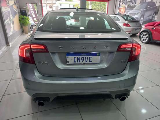 VOLVO-S60-2013