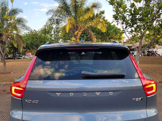 VOLVO-XC40-2.0 T5 GASOLINA R-DESIGN AWD GEARTRONIC VOLVO-XC40-2019