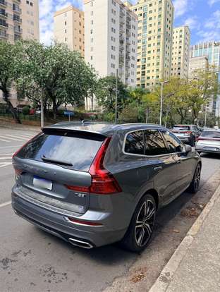 VOLVO-XC60-2.0 T5 GASOLINA R-DESIGN AWD GEARTRONIC VOLVO-XC60-2017